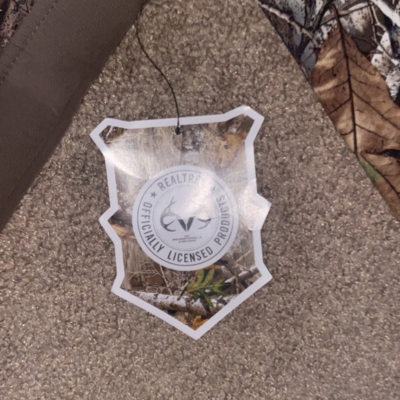 Real tree Hunting Jacket size small - Picture 2 of 3